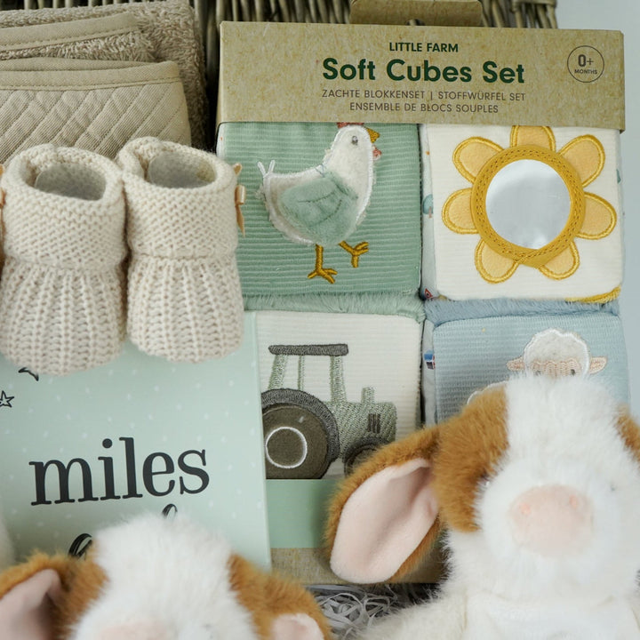 Neutral Baby Hamper With Cow Comforter, Soft Toy And Baby Rattle