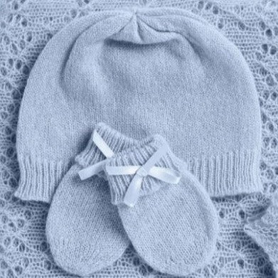 Baby Blue hat and mittens in cashmere