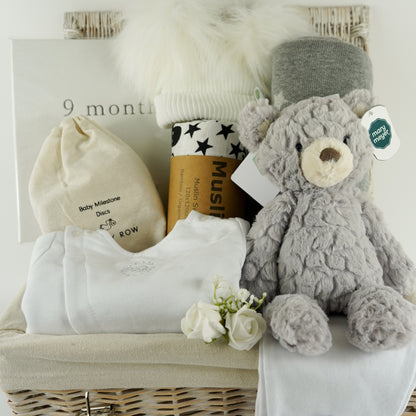 Pregnancy Gift Hamper Basket, New Baby Coming Home Outfit, Baby’s First Teddy Bear, Sensory Swaddle, Mum To Be Gifts, Maternity Gift