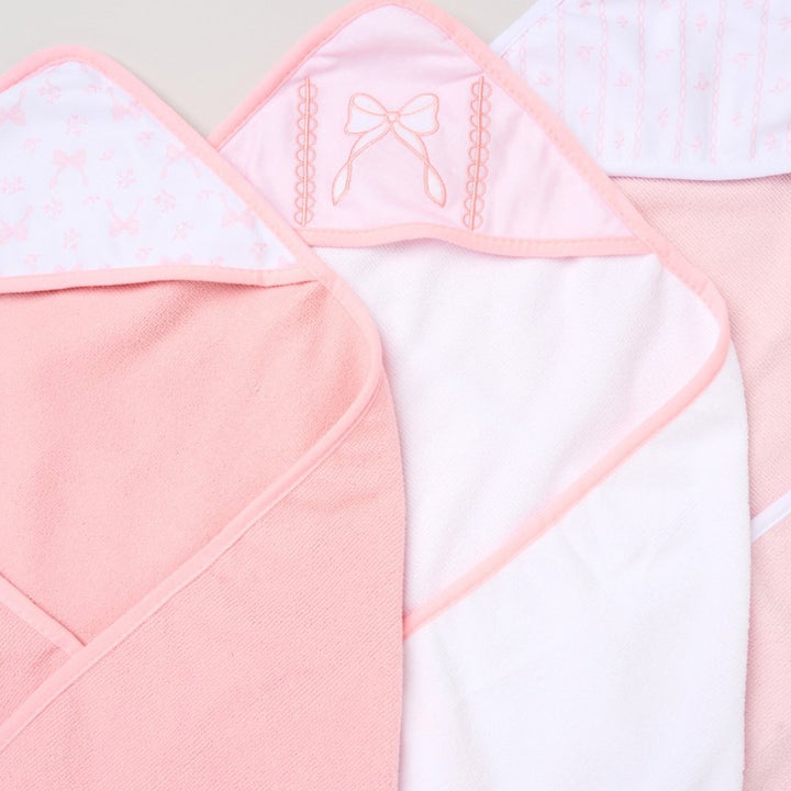 Pink and white baby bath set includes 3 hooded baby towels and 3 wash cloths 