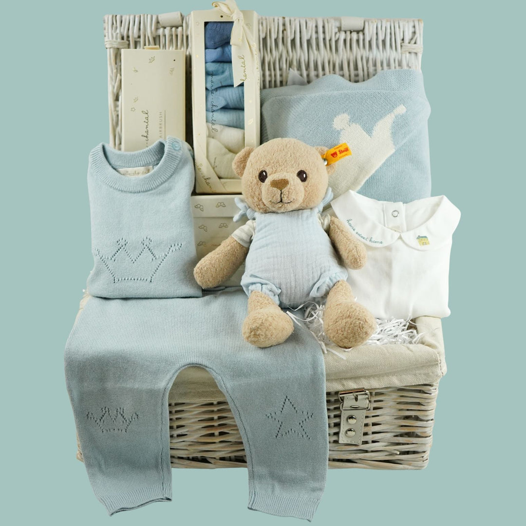Luxury baby boy gift hamper with luxury baby boy outfit, soft GOPTS Steiff teddy, pack of 7 blue luxury socks, candle, baby hairbrush