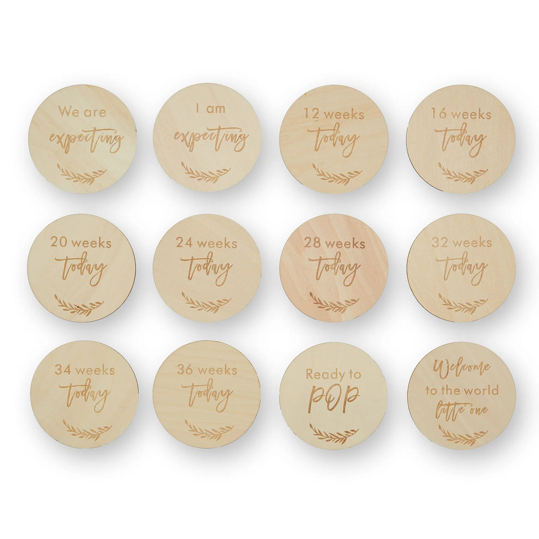 wooden pregnancy milestone discs