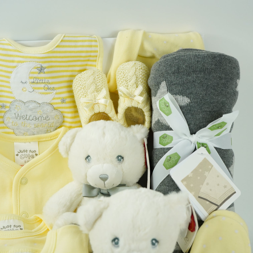 Lemon Neutral Baby Hamper Gift, Corporate Baby Gift, Baby Blanket, Baby Teddy And Plush Comforter