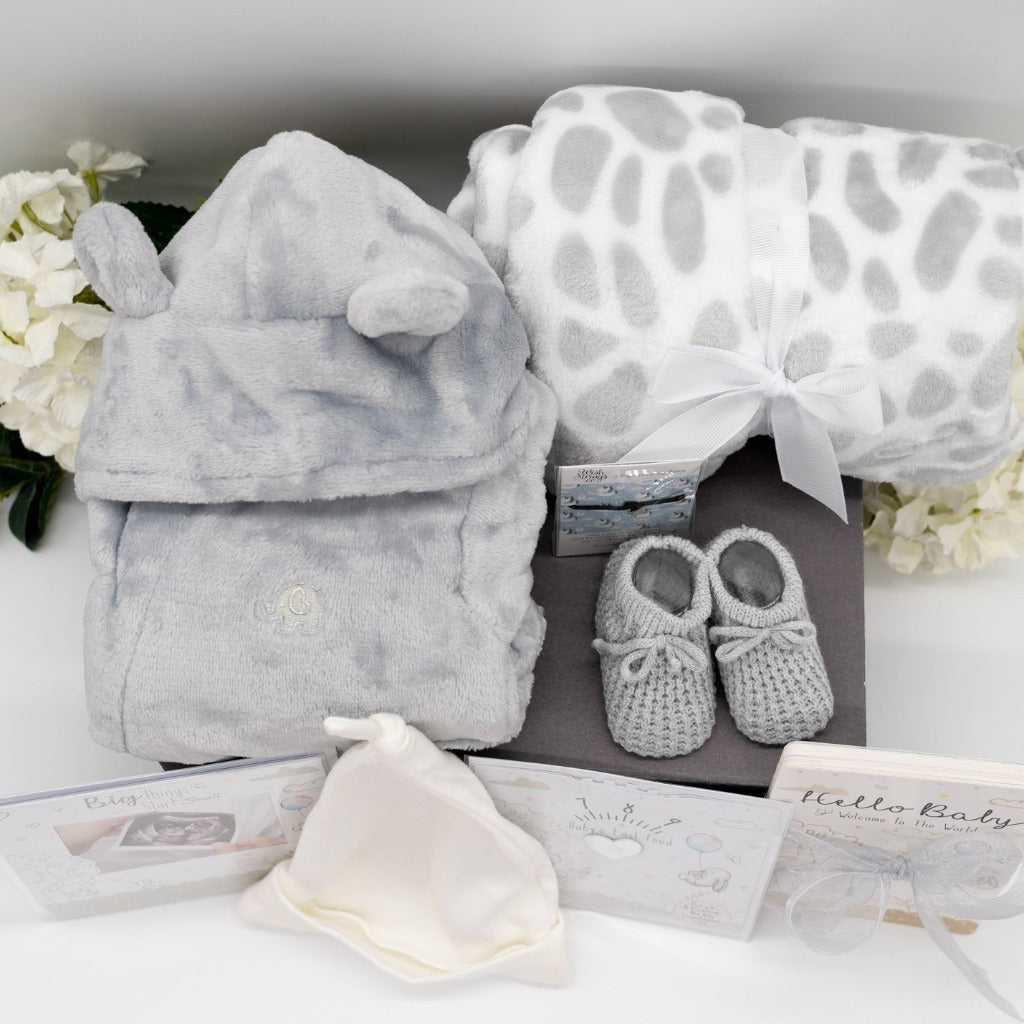 Neutral Baby Hamper Personalisable - Roo And Little Boo