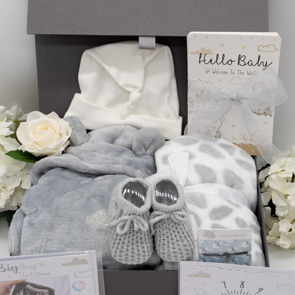 Neutral Baby Hamper Personalisable - Roo And Little Boo